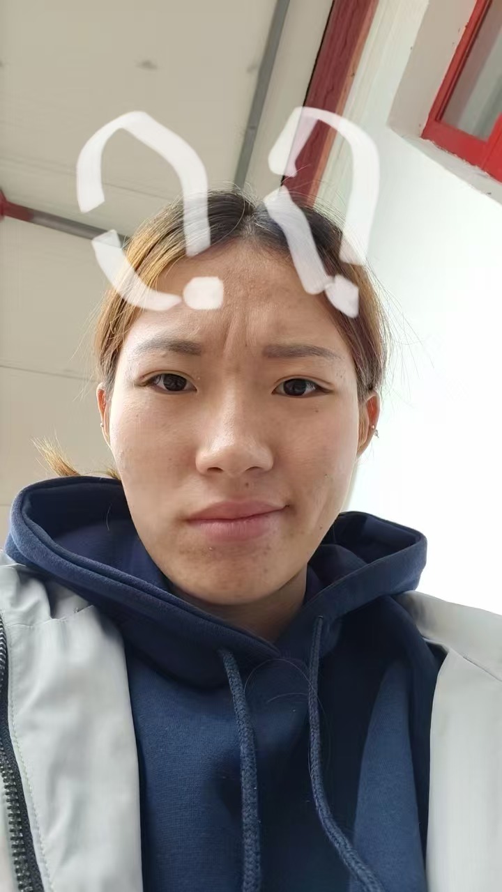 疑惑氛围感自拍
